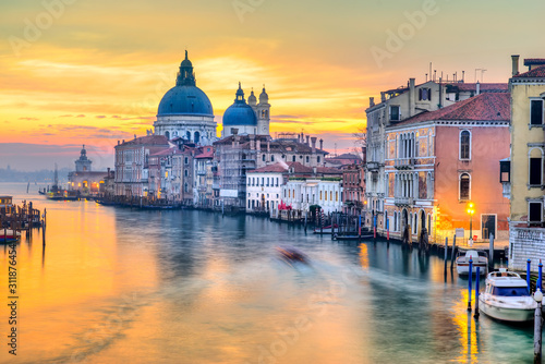 Kanał Grande i bazyliki Santa Maria della Salute, Wenecja, Włochy