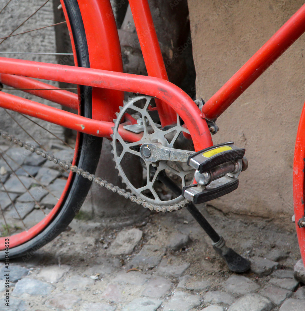 Detail eines fahrrad, Tretlager mit Pedahle und Kette Detail eines fahrrad, Tretlager mit Pedahle und Kette