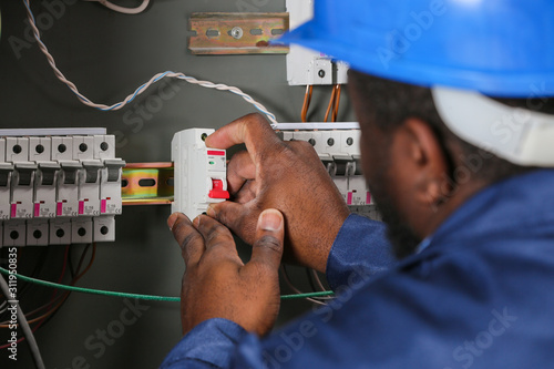 African-American electricia...