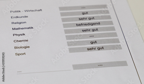 Obraz na płótnie a report card from school