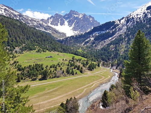 Méribel, Savoie, Alpes françaises photo