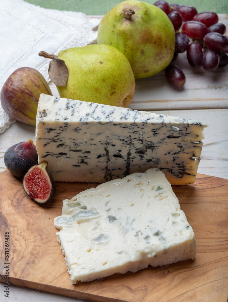Gorgonzola picant and dolce Italian blue cheese, made from unskimmed cow's milk in North of Italy