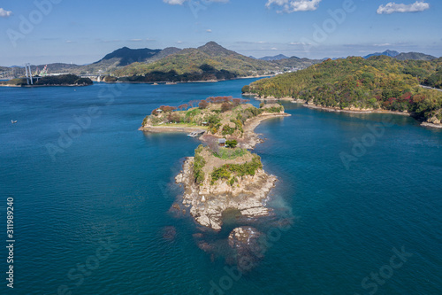 能島（愛媛県今治市／しまなみ海道）　空撮 photo