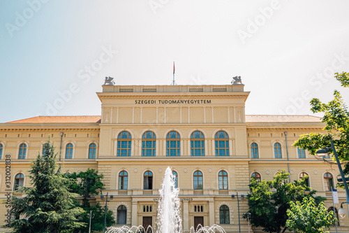 Obraz na płótnie Szeged University at Dugonics square in Szeged, Hungary w salonie