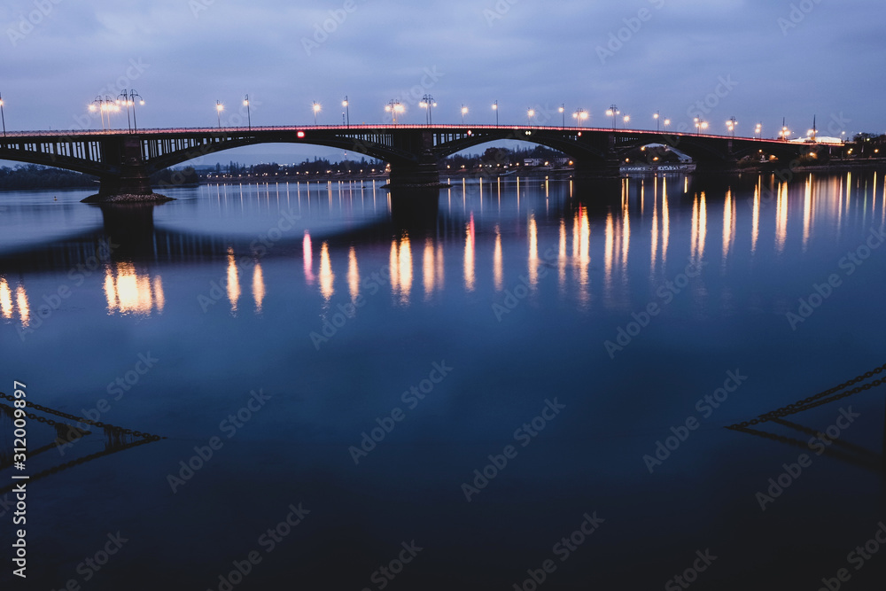 Obraz premium pier at night