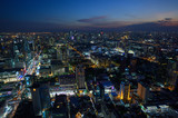 Panorama sur Bangkok au crépuscule