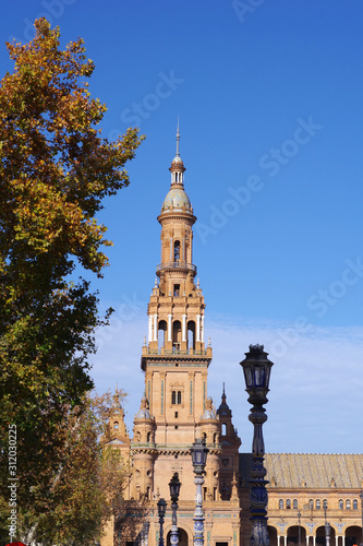 D  tail de la place d Espagne    S  ville