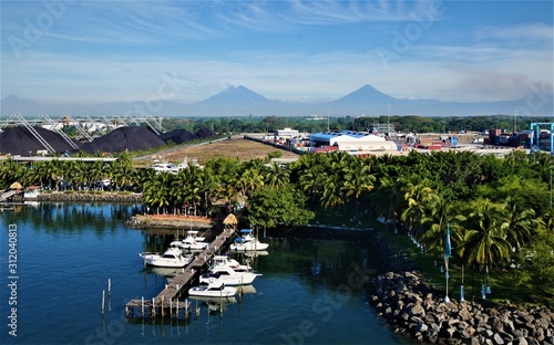 Puerto Quetzal photo