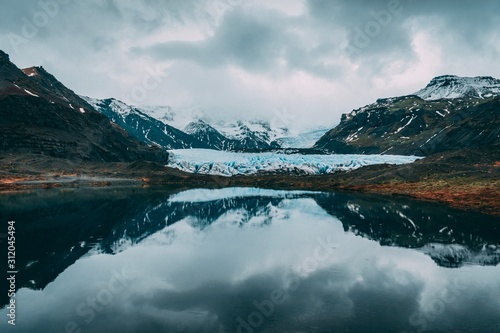 Fototapeta Naklejka Na Ścianę i Meble -  Glacier in iceland