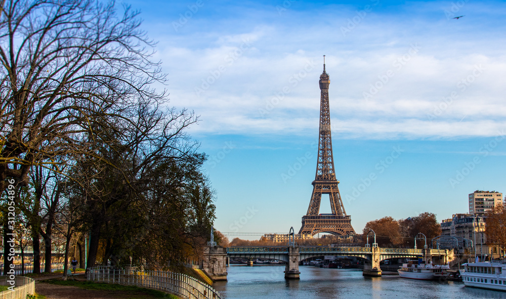 Eiffel tower and Seine with trees