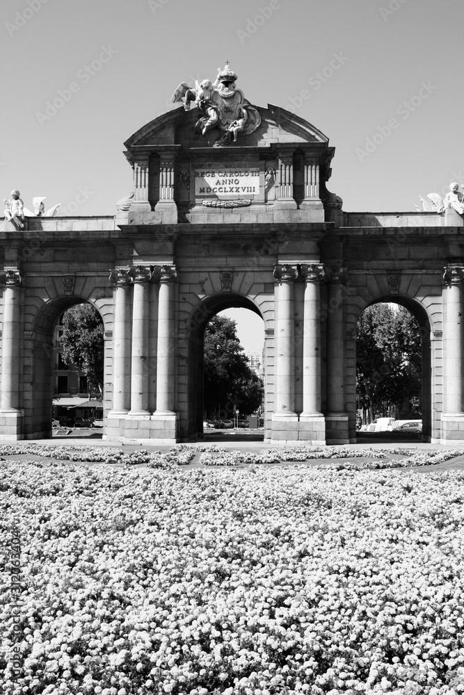 Naklejka premium Madrid, Spain. Black and white retro image style.