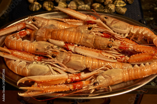 crayfish very delicious to eat