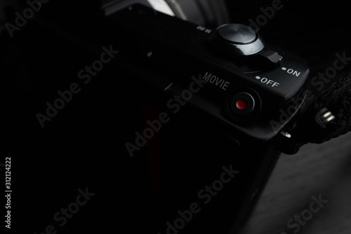 Photography Design and ergonomics of a compact mirrorless camera
