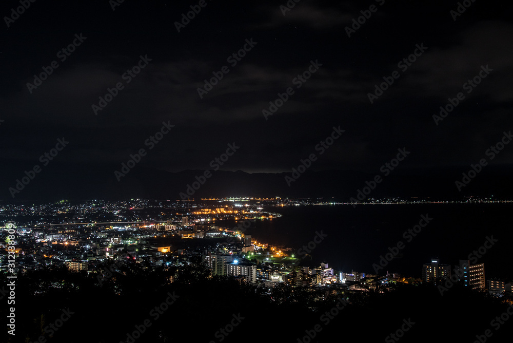 立石公園から見る諏訪湖と夜景 立石公園から見る諏訪湖と夜景
