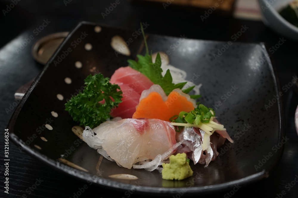 会席料理の刺身