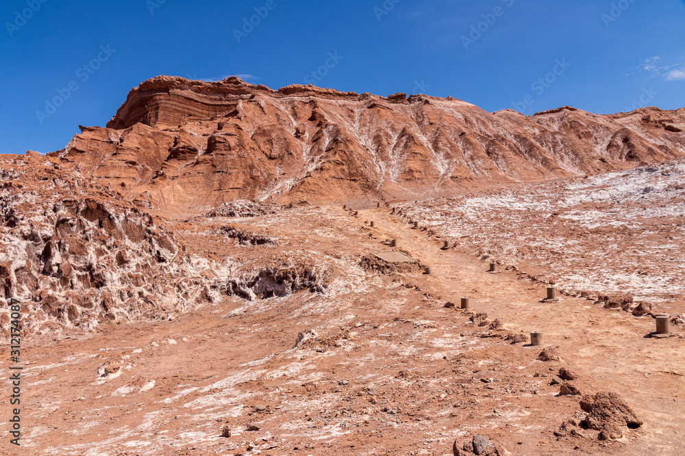 Fototapeta premium Valle de la Luna near San pedro de Atacama in Chile.