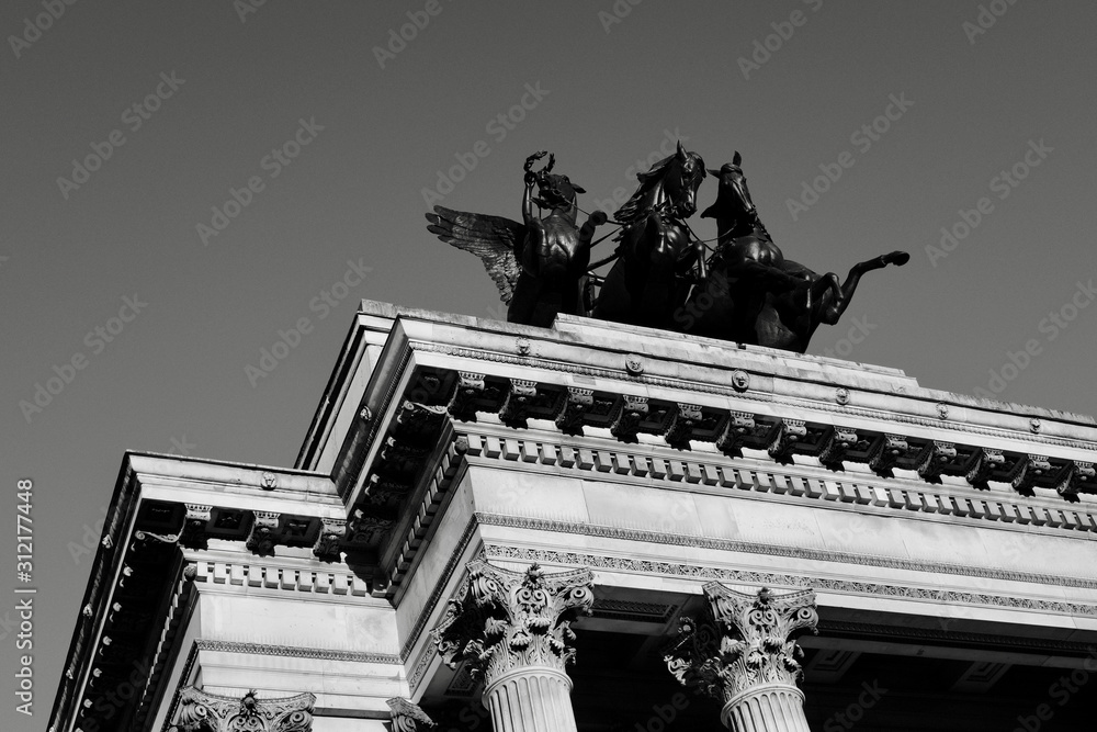 Bronze statue on Wellington Arch London
