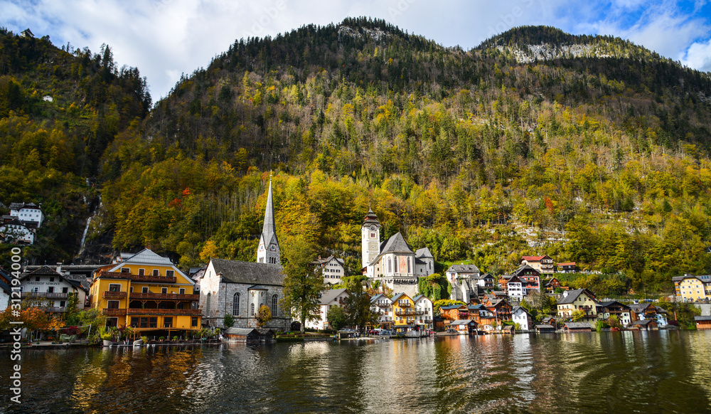 Beautiful Hallstatt Village (Austria)
