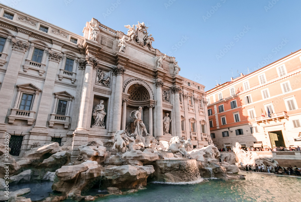 Fontana di Trevi en Roma. Italia