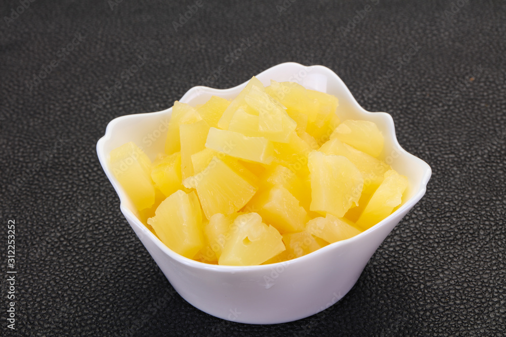Marinated pineapple pieces Marinated pineapple pieces
