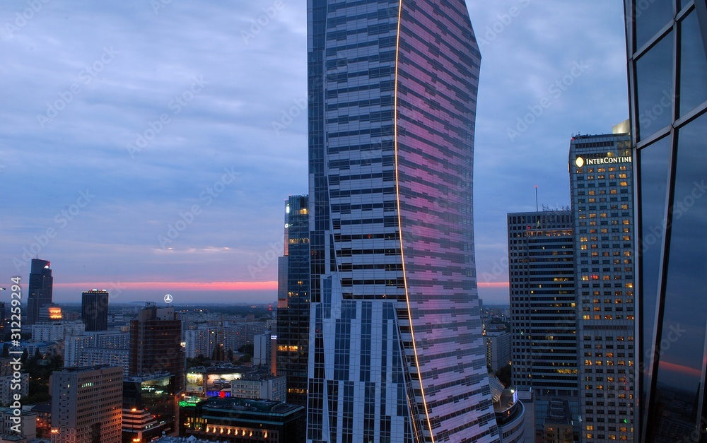 Naklejka premium City at night