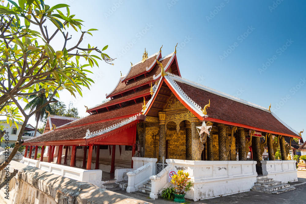 Wat Mai Suwannaphumaham, Luang Pra Bang.