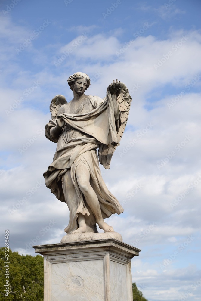 statue of an angel in Rome 
