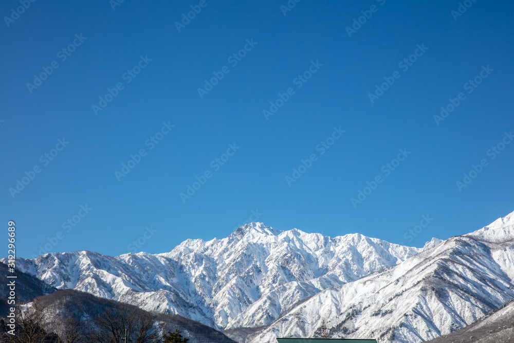 雪山　mountain