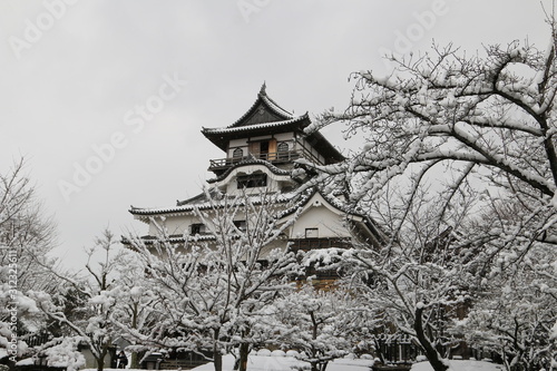 雪の犬山城　犬山城　冬の犬山城　国宝犬山城