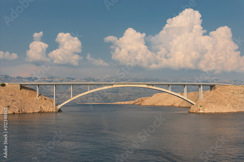 most na wyspę 