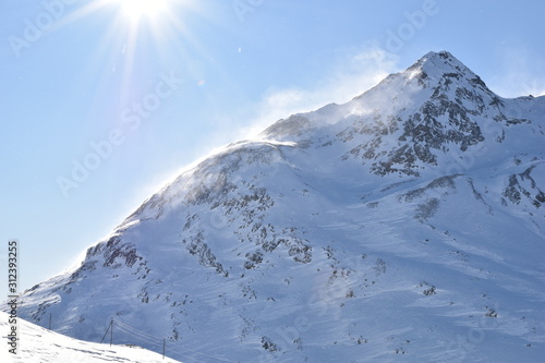 Soffia la neve dalla cresta © Massimo Montani