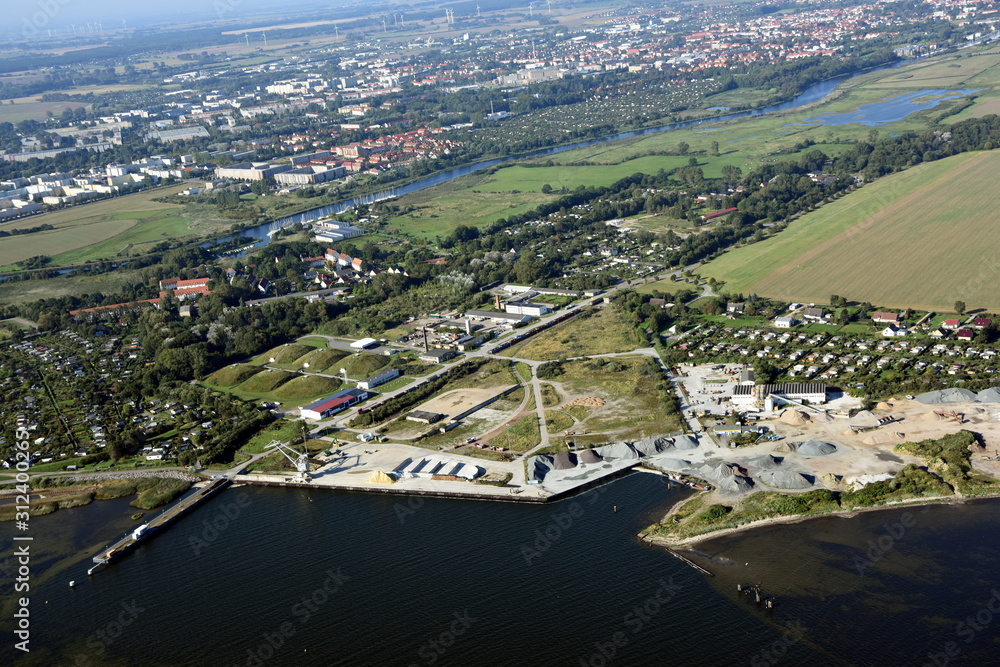 Industriehafen Greifswald  Ladenow 2014