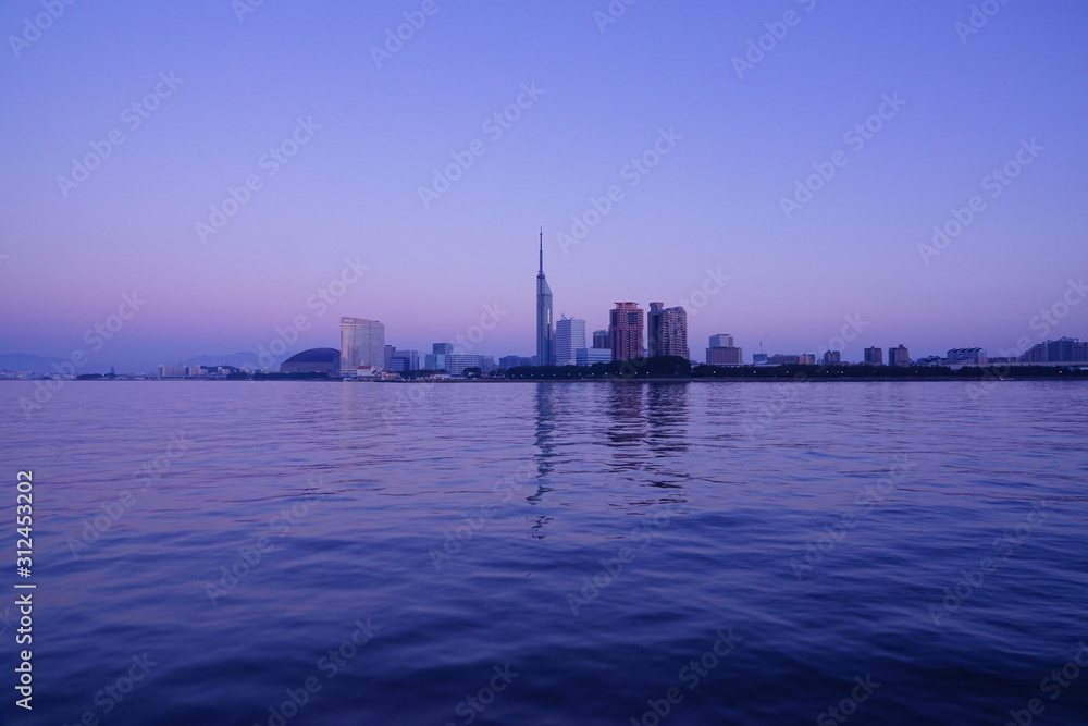 福岡シーサイドももちエリア風景夜景