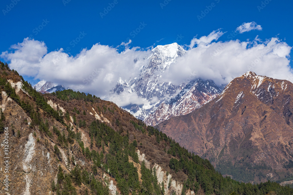 Obraz premium A WAY TO MUKTHINATH