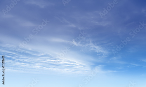 Background of blue sky and white clouds © Thomas