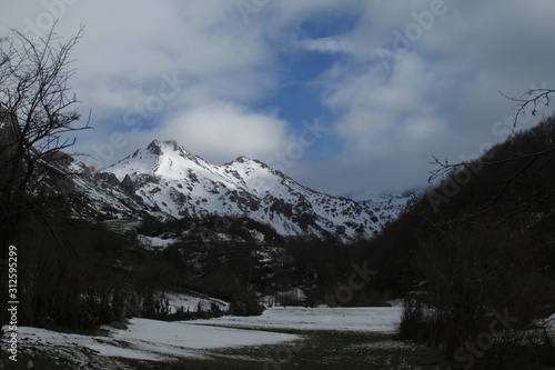 Paisaje de invierno   de Asturias © JHG