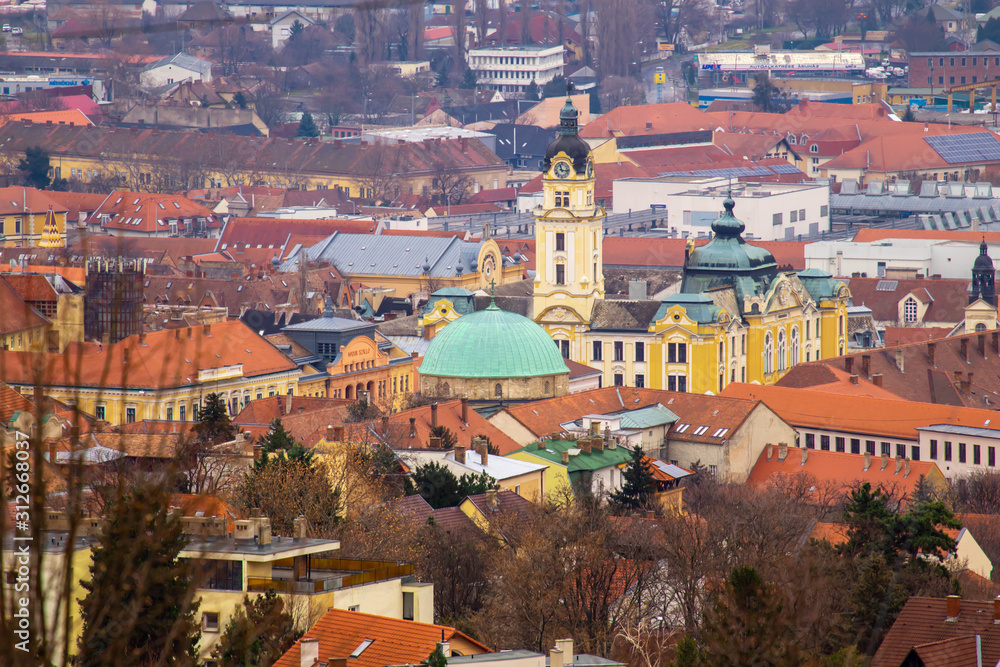 Stadtbild von Pécs (Fünfkirchen) in Südwest-Ungarn