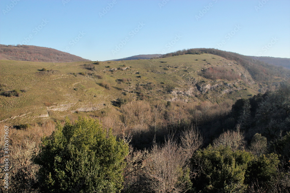 Montagne pelée à Chasteaux ( Corrèze)
