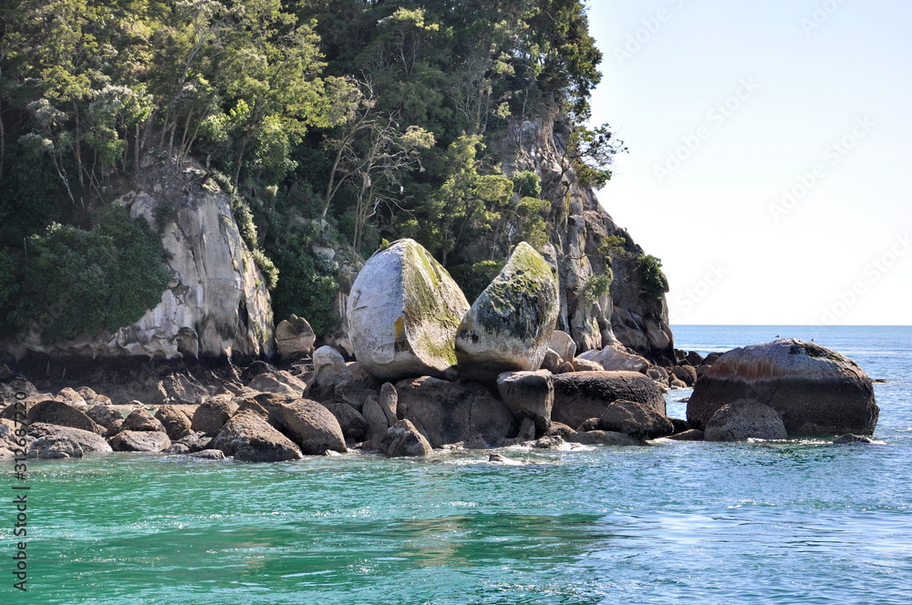 Split Apple Rock in Abel Tasman National Park, South Island, New Zealand Split Apple Rock in Abel Tasman National Park, South Island, New Zealand