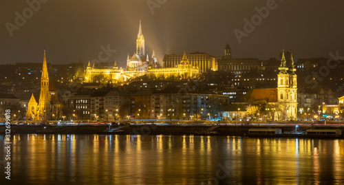 Panoramic Budapest Night © Kevin