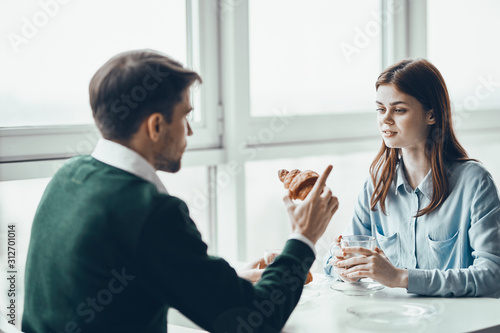 Wallpaper Mural doctor and patient Torontodigital.ca