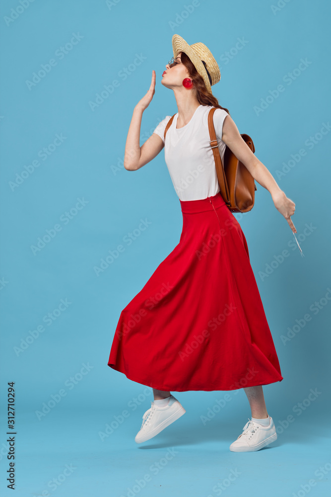Naklejka premium woman in red dress