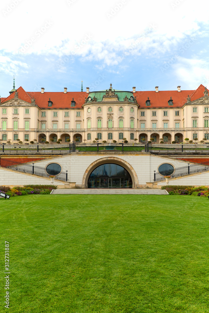 Royal Castle in Warsaw, built in the 16th century as a seat of official residence of the Polish monarchs. Saxon baroque facade, Warsaw, Poland Royal Castle in Warsaw, built in the 16th century as a seat of official residence of the Polish monarchs. Saxon baroque facade, Warsaw, Poland