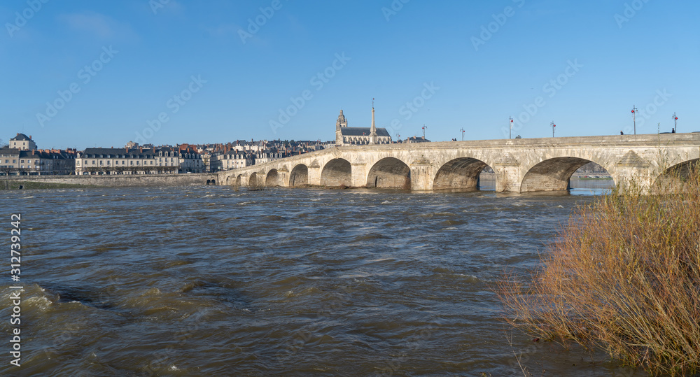 Fototapeta premium val de Loire - Loire-tal. Blois