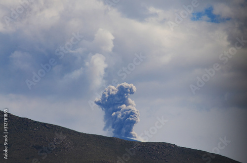 Volcanic eruption © Kaja