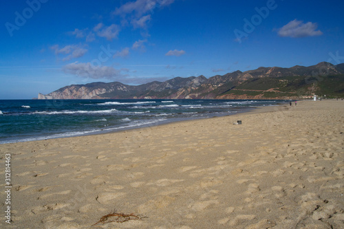 Vista della spiaggia Plage Mesu a Gonnesa