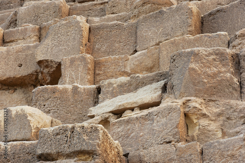 Big blocks of the Pyramid of Khufu