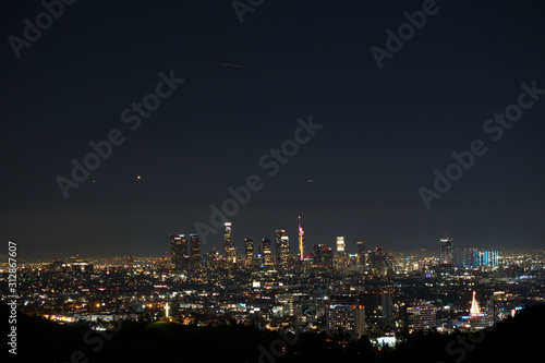 Wallpaper Mural skyline at night in Los Angeles Torontodigital.ca