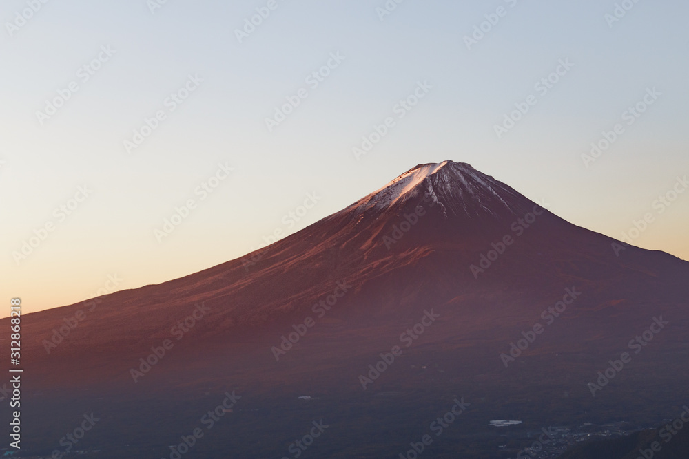 霊峰　富士山　紅富士