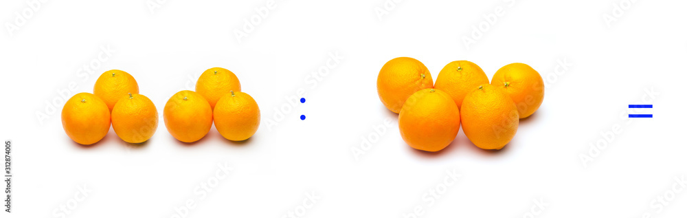 División sencilla entre naranjas, cálculo matemático de división. División sencilla entre naranjas, cálculo matemático de división.